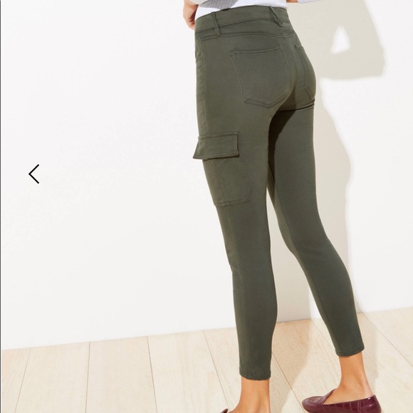 LOFT 5 Pocket Sateen Cargo Leggings - Picture 3 of 6